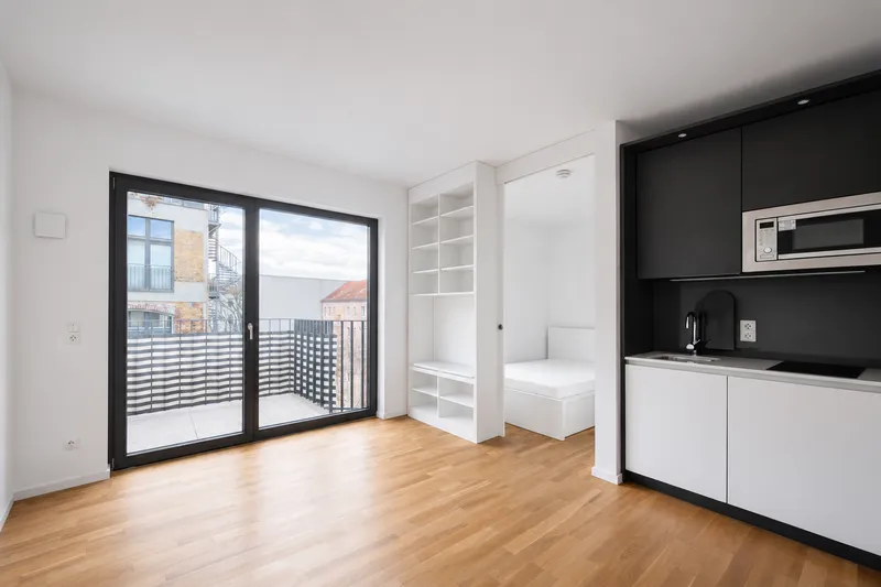 Attraktive 1,5-Zimmer-Wohnung im 1. OG mit Balkon & Aufzug in beliebter Lage — photo 1